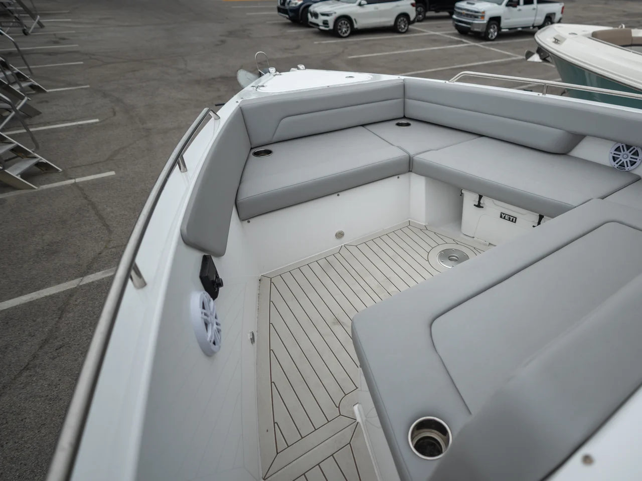 2026 Cruisers Yachts 38 VTR 38.0 feet, Clearwater, Florida #15