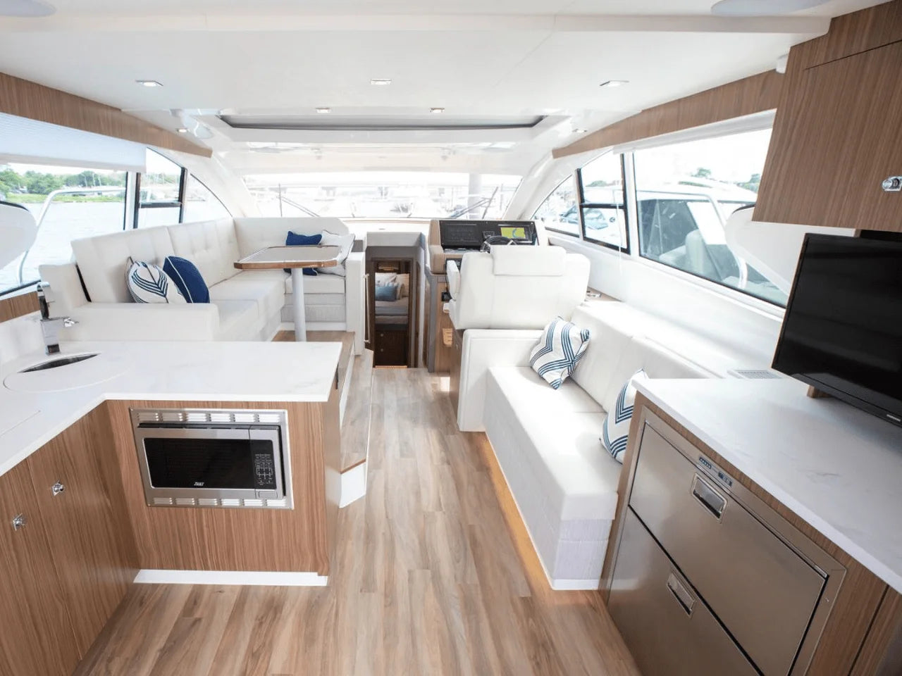 2025 Cruisers Yachts 46 Cantius 46.0 feet, Clearwater, Florida #43