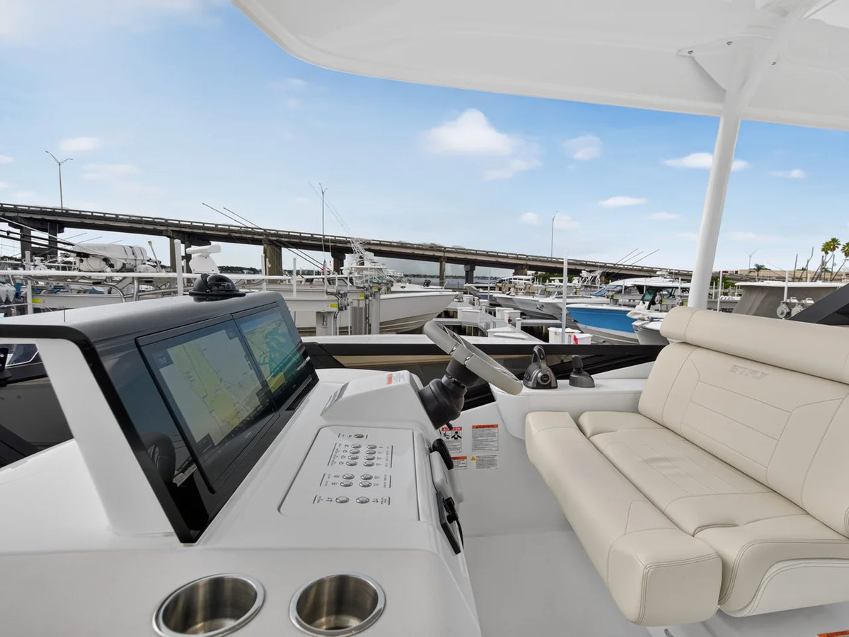 2026 Cruisers Yachts 57 FLY 57.0 feet, Clearwater, Florida #76