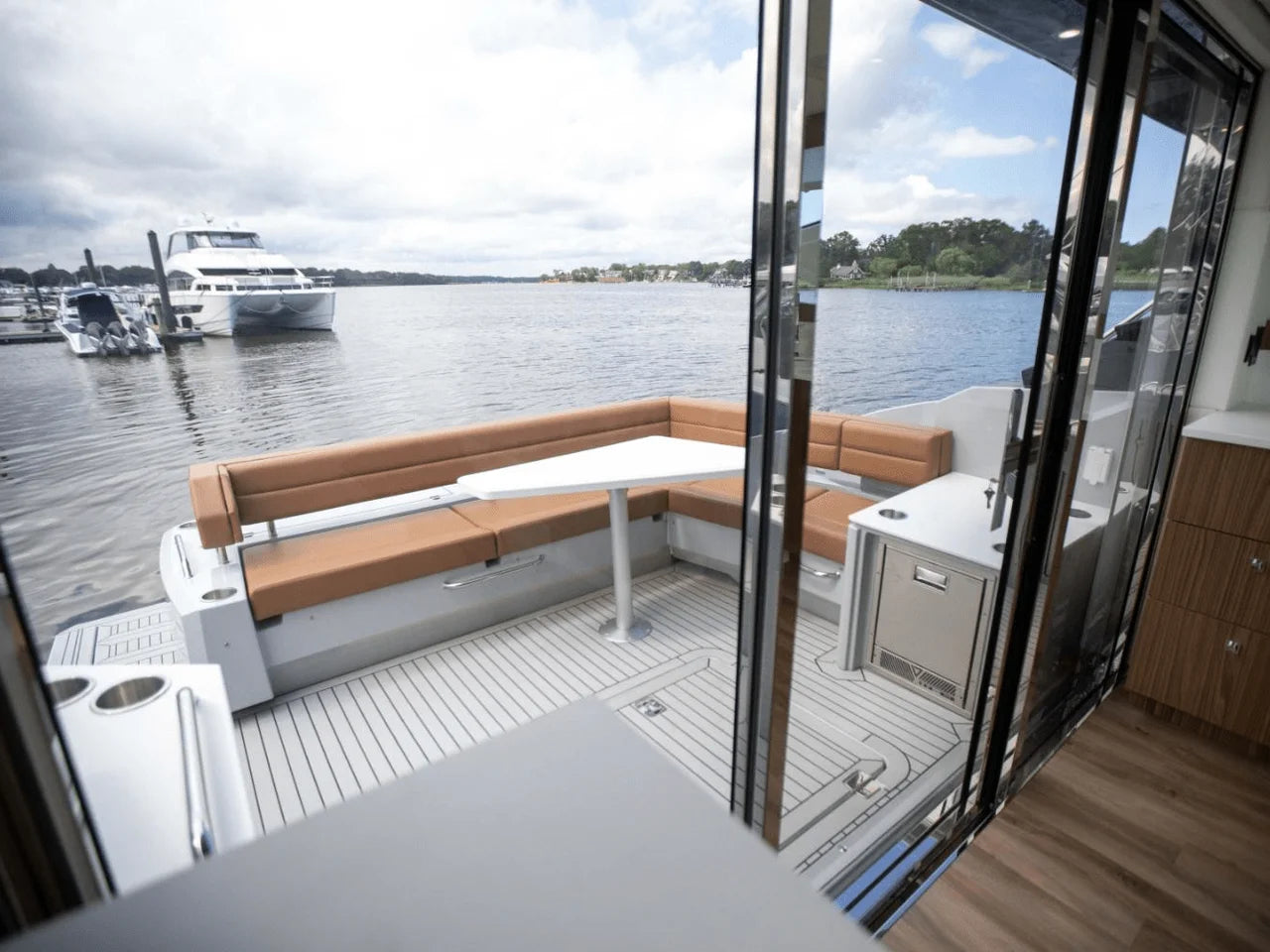 2025 Cruisers Yachts 46 Cantius 46.0 feet, Clearwater, Florida #39