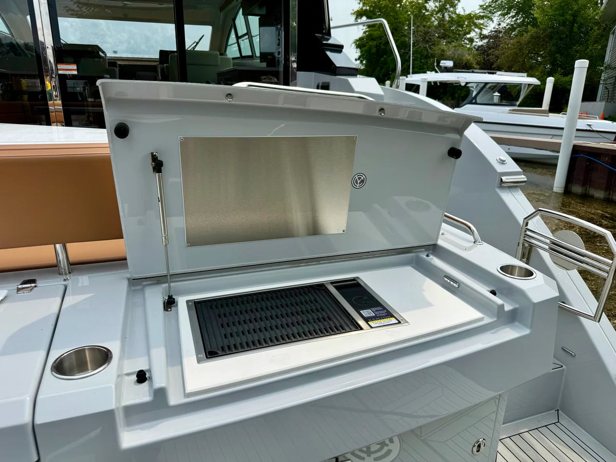 2026 Cruisers Yachts 46 Cantius 46.0 feet, Clearwater, Florida #6