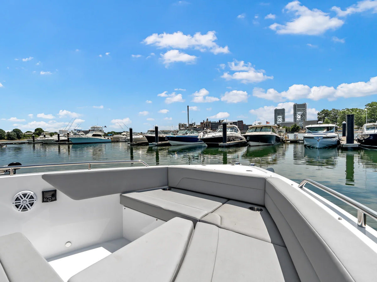 2026 Cruisers Yachts 38 VTR 38.0 feet, Clearwater, Florida #33