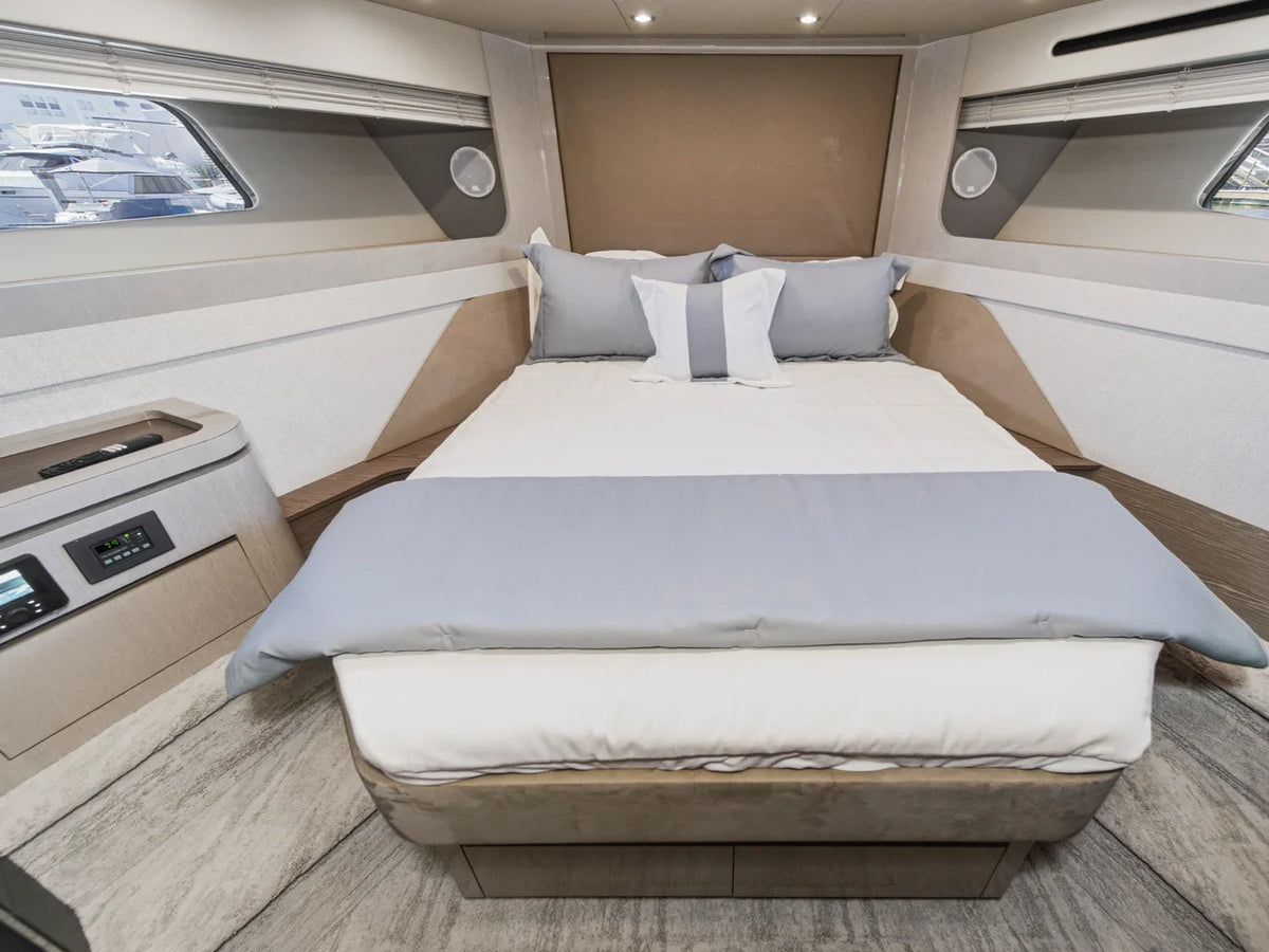 2027 Cruisers Yachts 50 FLY 50.0 feet, Clearwater, Florida #82