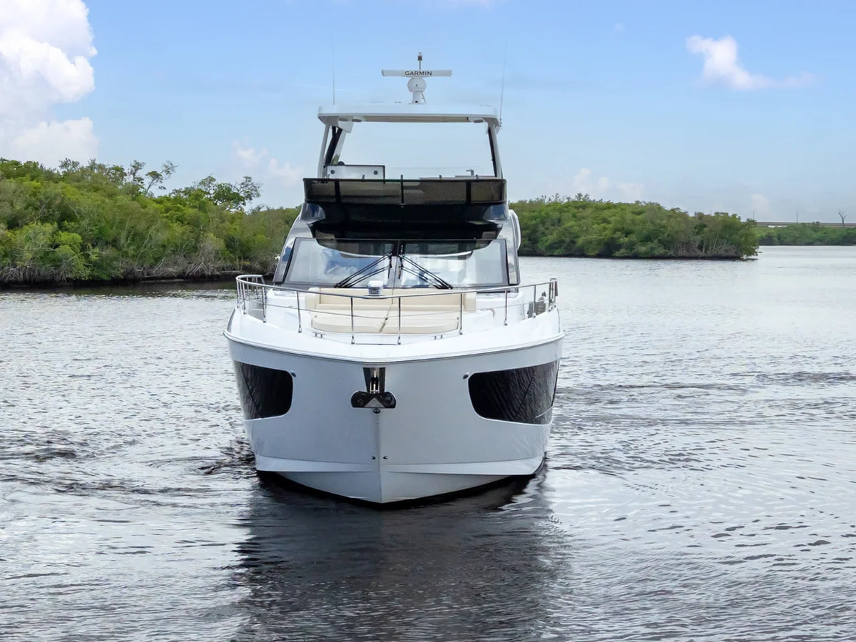 2026 Cruisers Yachts 57 FLY 57.0 feet, Clearwater, Florida #3