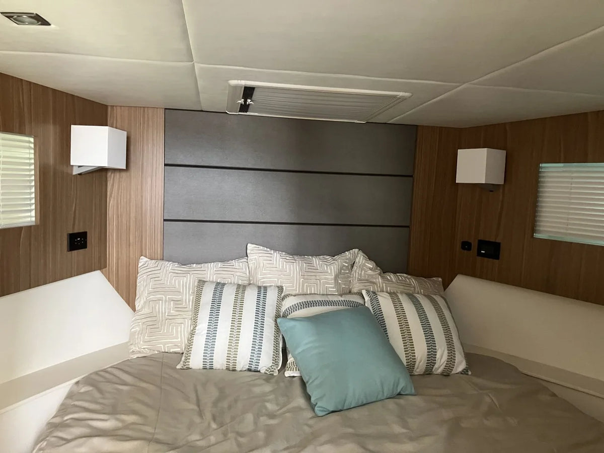 2026 Cruisers Yachts 42 Cantius 42.0 feet, Clearwater, Florida #24