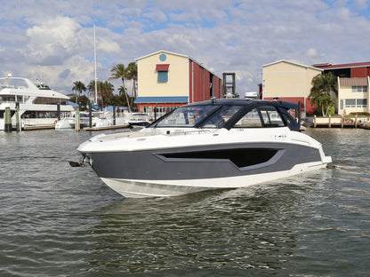 2026 Cruisers Yachts 42 GLS Outboard 42.0 feet, Clearwater, Florida #3