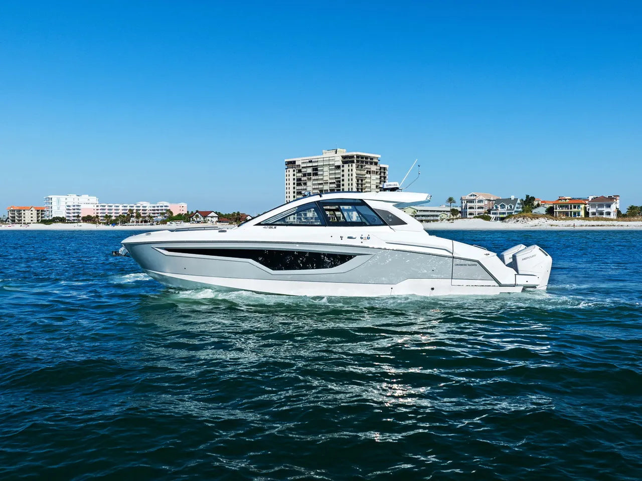 2026 Cruisers Yachts 42 GLS Outboard 42.0 feet, Clearwater, Florida #1