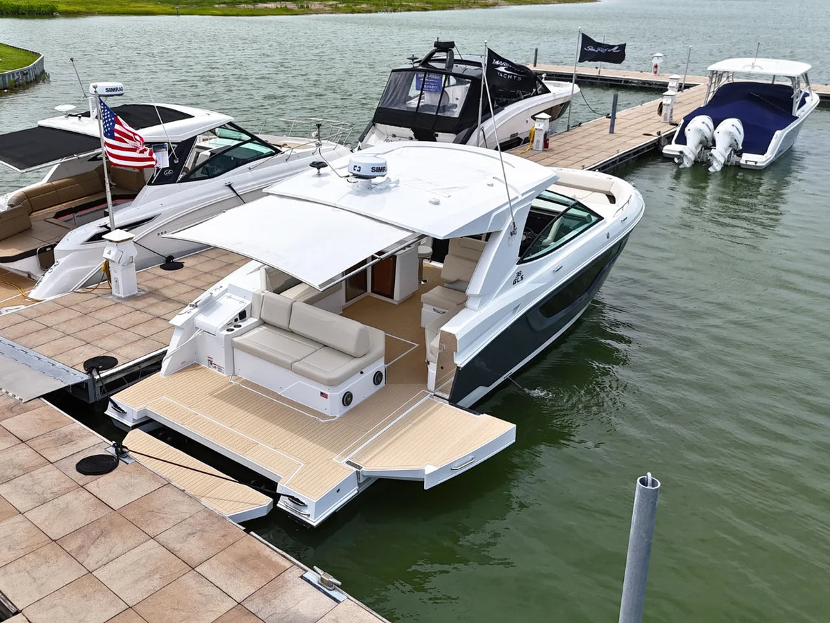 2026 Cruisers Yachts 38 GLS 38.0 feet, Clearwater, Florida #5