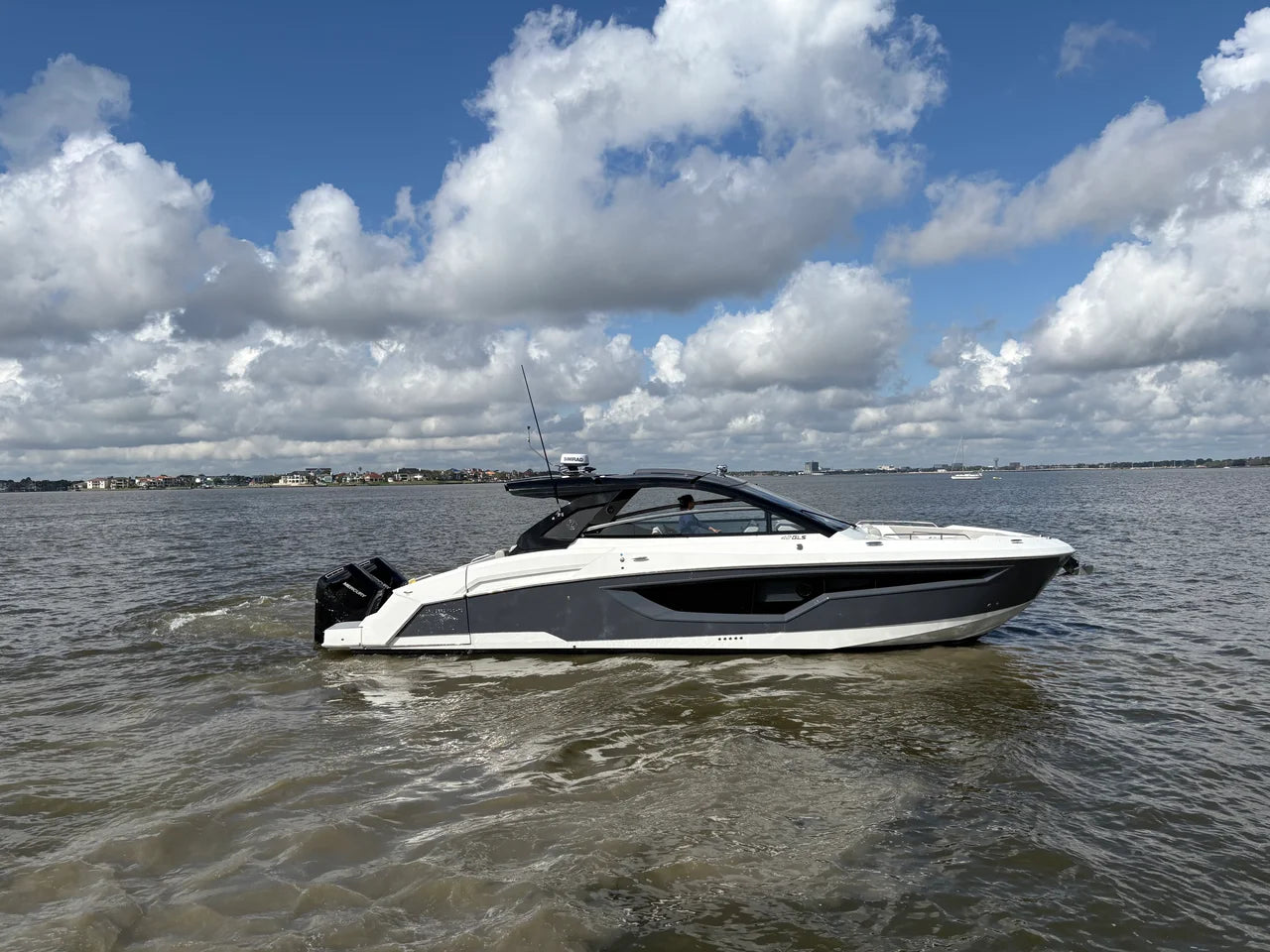 2025 Cruisers Yachts 42 GLS Outboard 42.0 feet, Clearwater, Florida #4