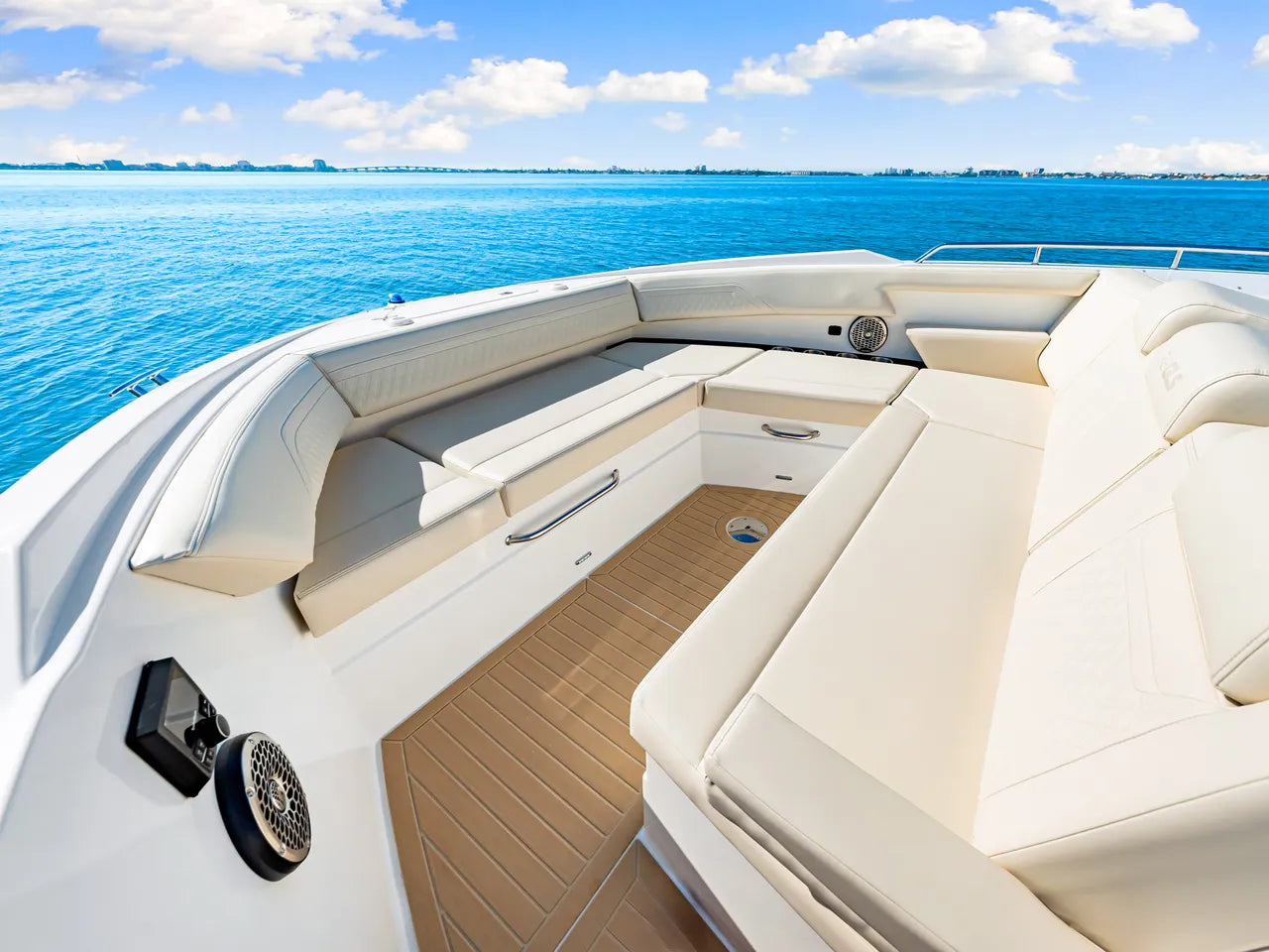 2026 Cruisers Yachts 38 GLS Outboard 38.0 feet, Clearwater, Florida #70