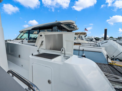 2026 Cruisers Yachts 38 VTR EC 38.0 feet, Clearwater, Florida #15