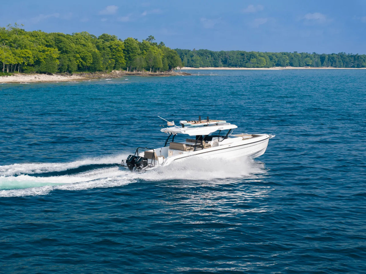2027 Cruisers Yachts 38 VTR 38.0 feet, Clearwater, Florida #37