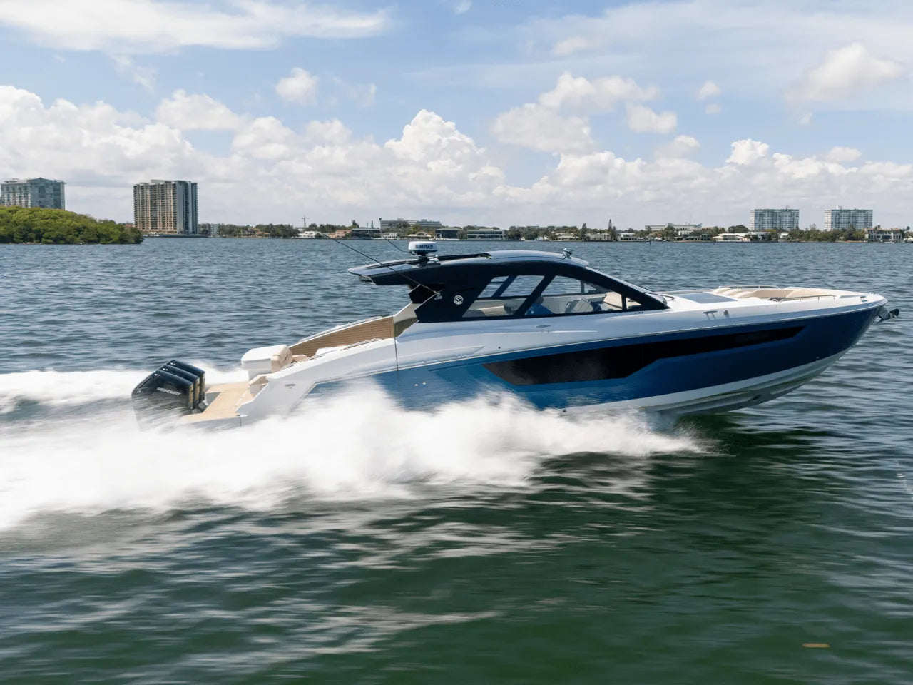 2025 Cruisers Yachts 50 GLS Outboard 50.0 feet, Clearwater, Florida #9