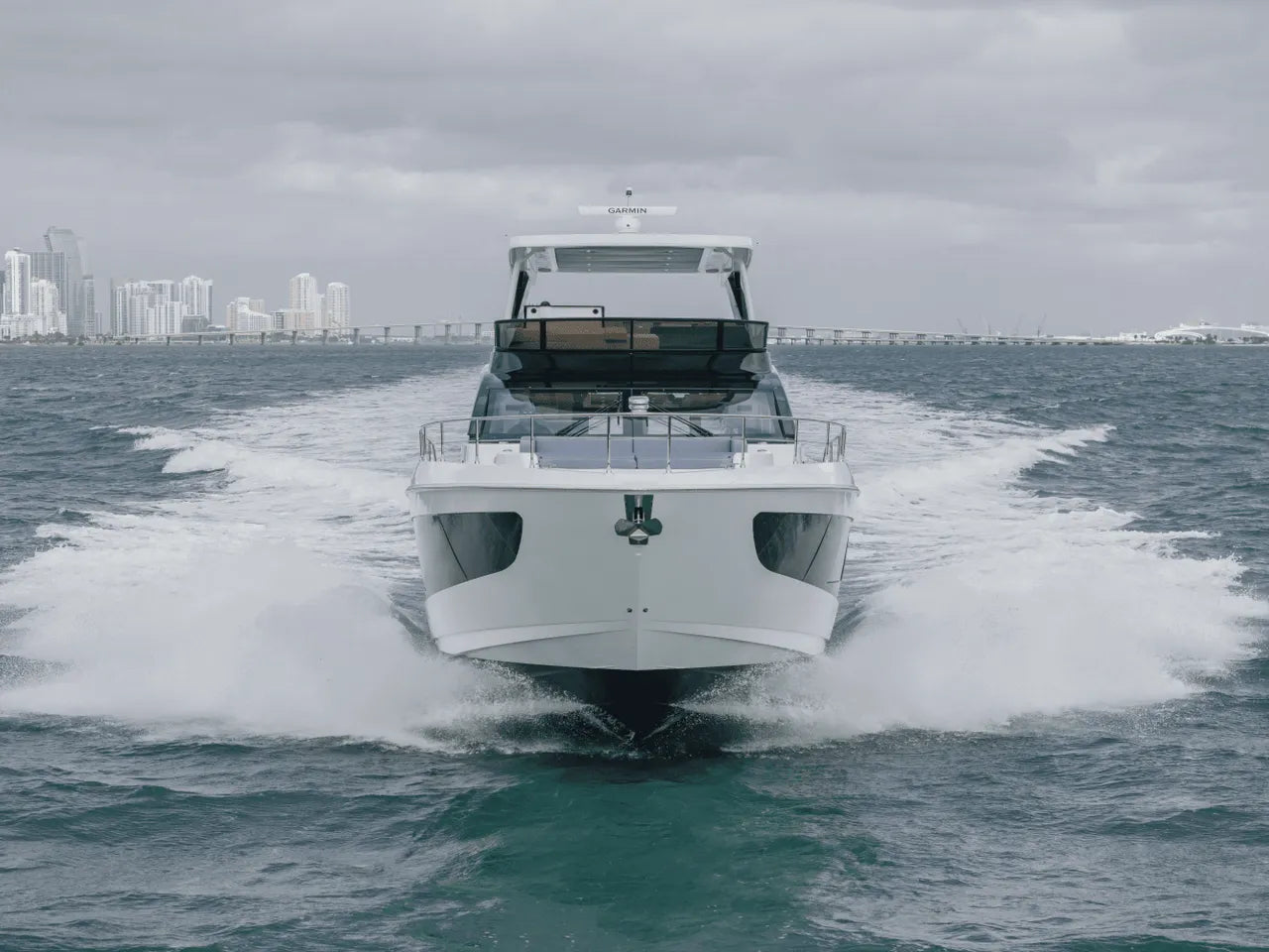 2026 Cruisers Yachts 57 FLY 57.0 feet, Clearwater, Florida #7