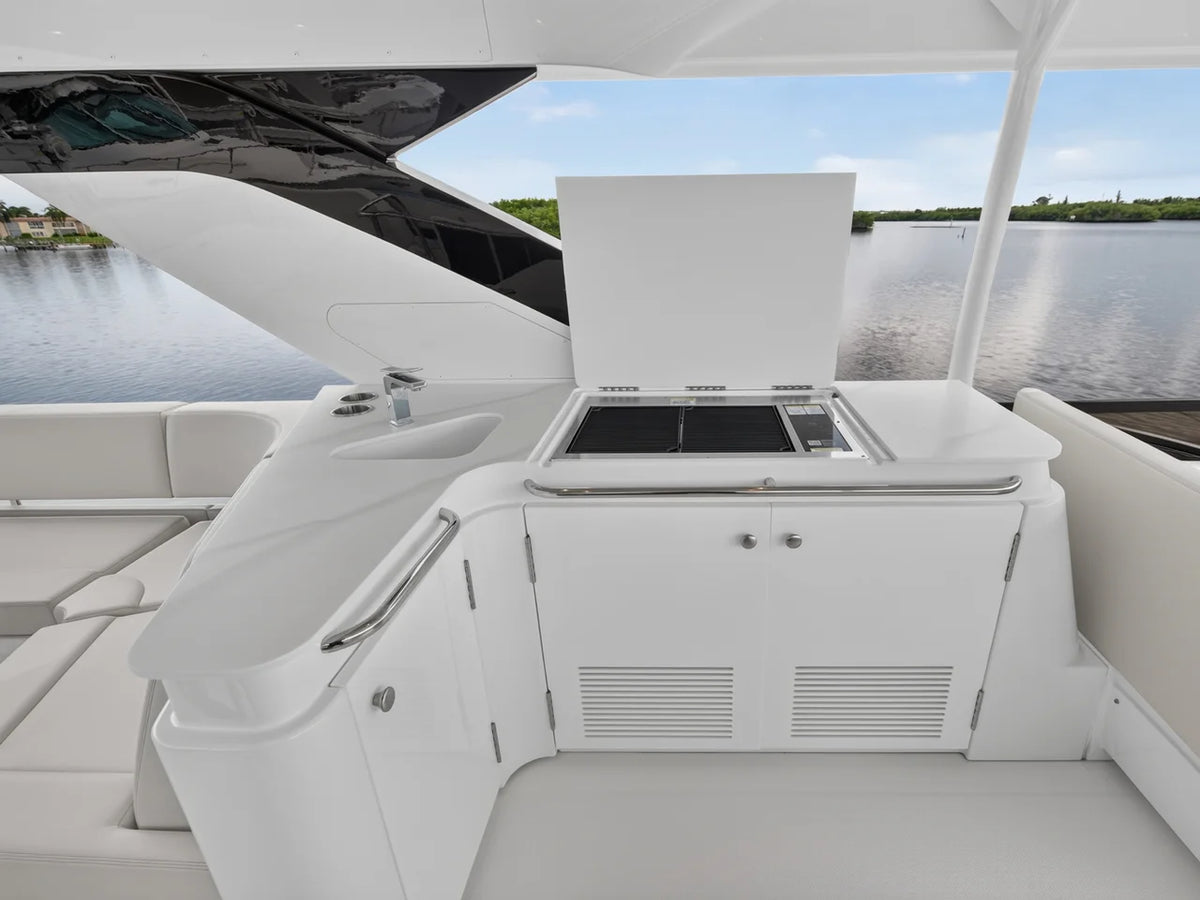 2026 Cruisers Yachts 57 FLY 57.0 feet, Clearwater, Florida #82