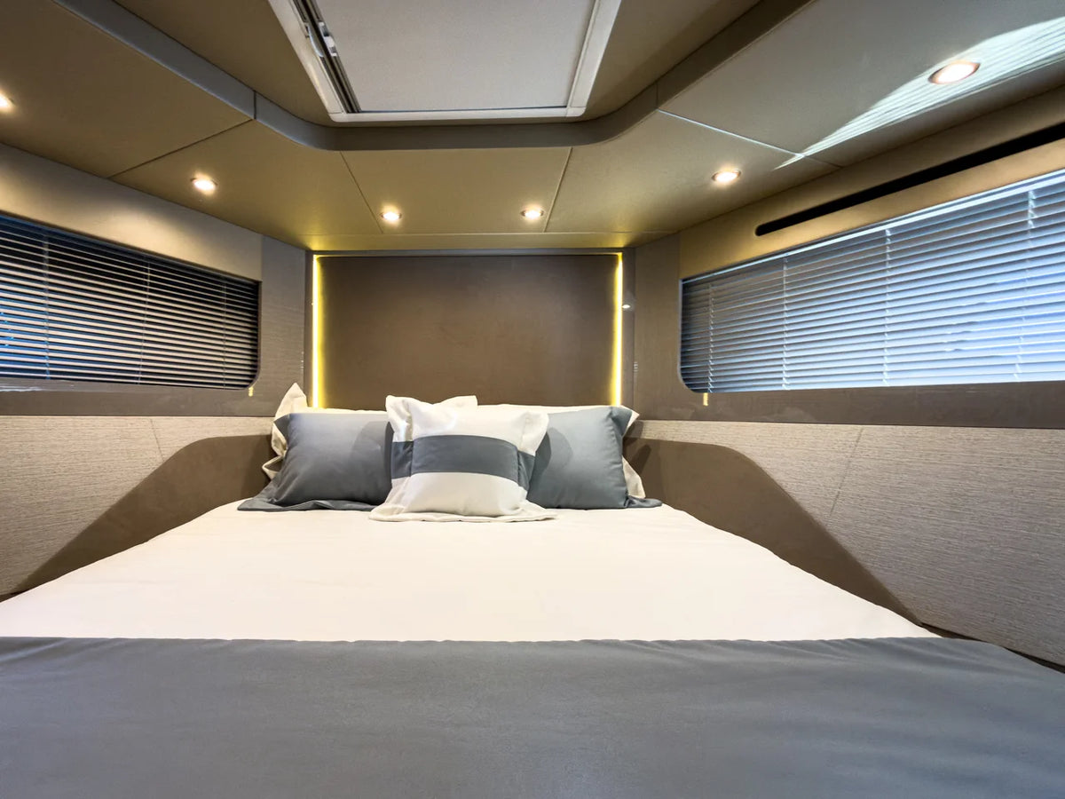 2026 Cruisers Yachts 50 FLY 50.0 feet, Clearwater, Florida #40
