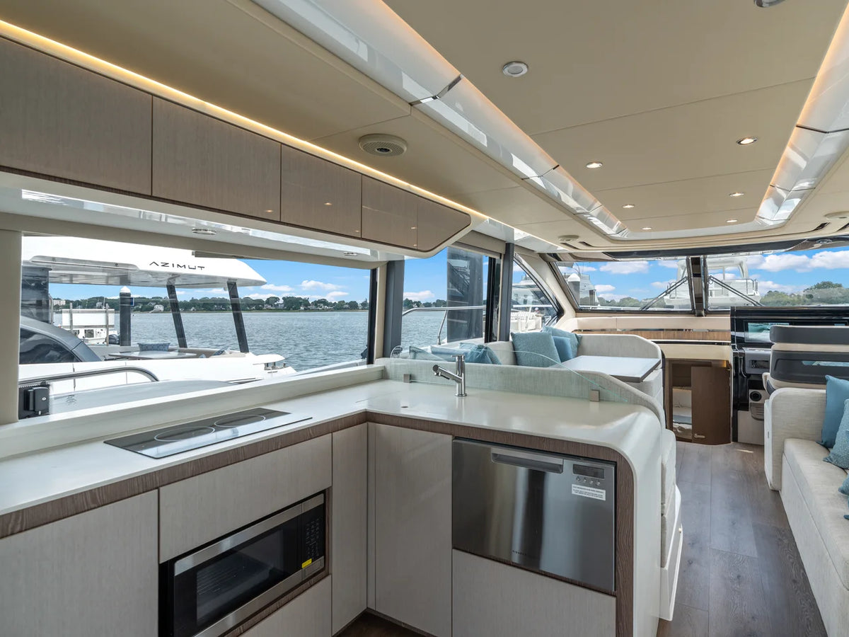 2026 Cruisers Yachts 57 FLY 57.0 feet, Clearwater, Florida #14