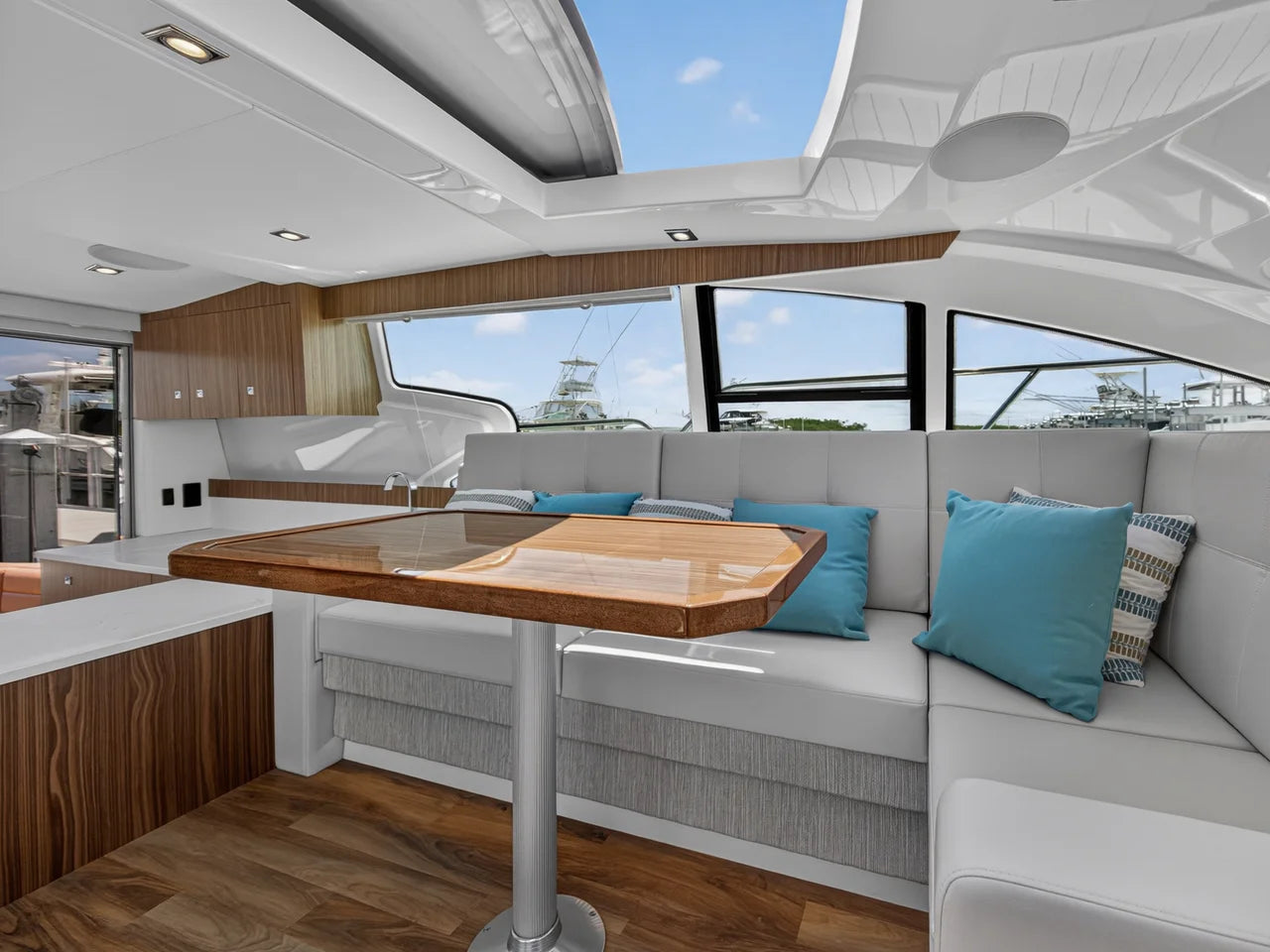 2026 Cruisers Yachts 46 Cantius 46.0 feet, Clearwater, Florida #29