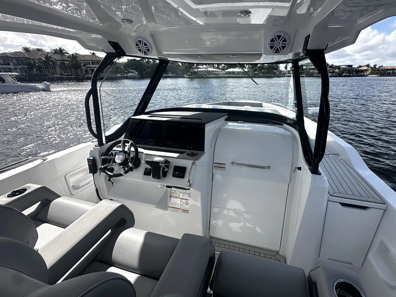 2026 Cruisers Yachts 38 VTR 38.0 feet, Clearwater, Florida #37