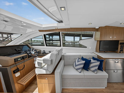 2026 Cruisers Yachts 46 Cantius 46.0 feet, Clearwater, Florida #33