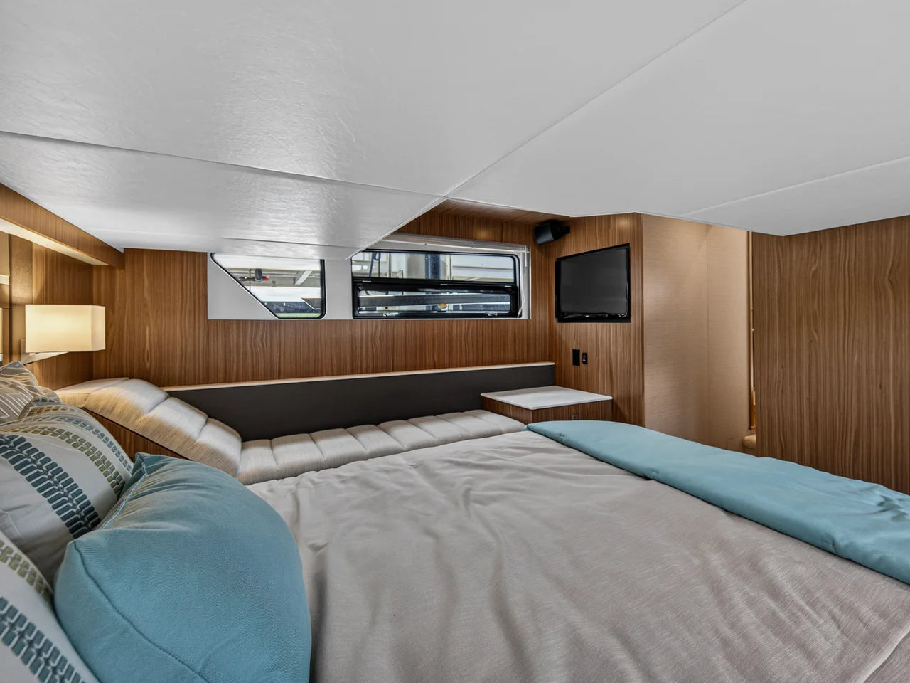 2026 Cruisers Yachts 46 Cantius 46.0 feet, Clearwater, Florida #58