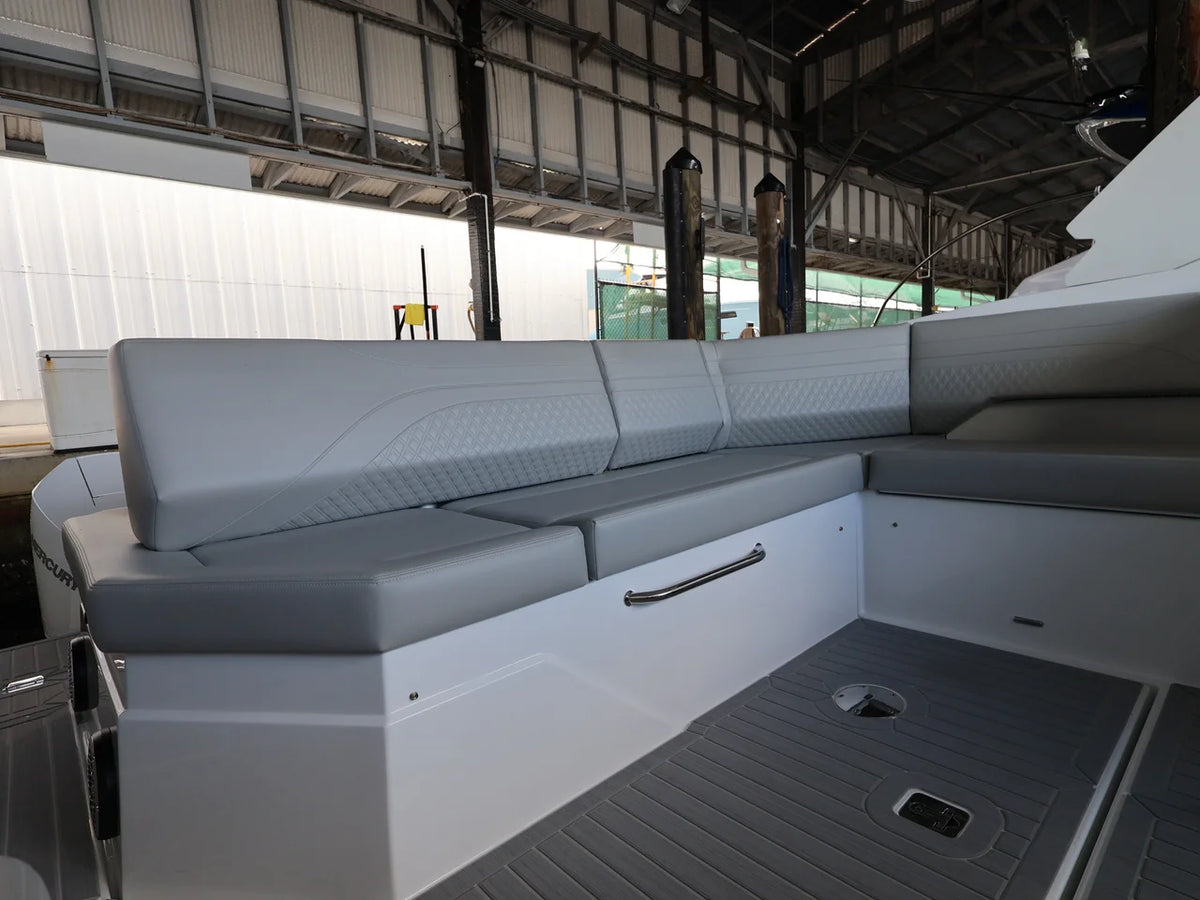 2026 Cruisers Yachts 38 GLS Outboard 38.0 feet, Clearwater, Florida #20