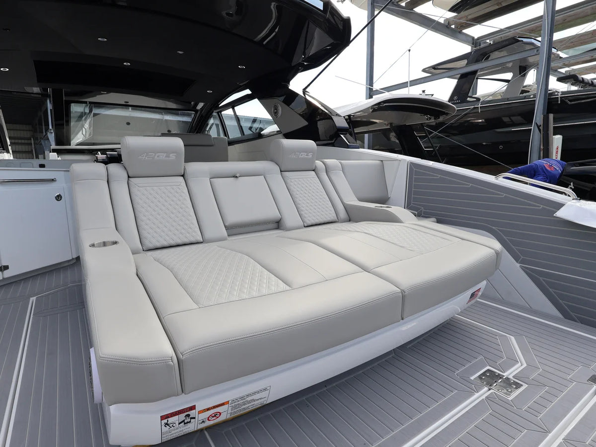 2026 Cruisers Yachts 42 GLS Outboard 42.0 feet, Clearwater, Florida #12