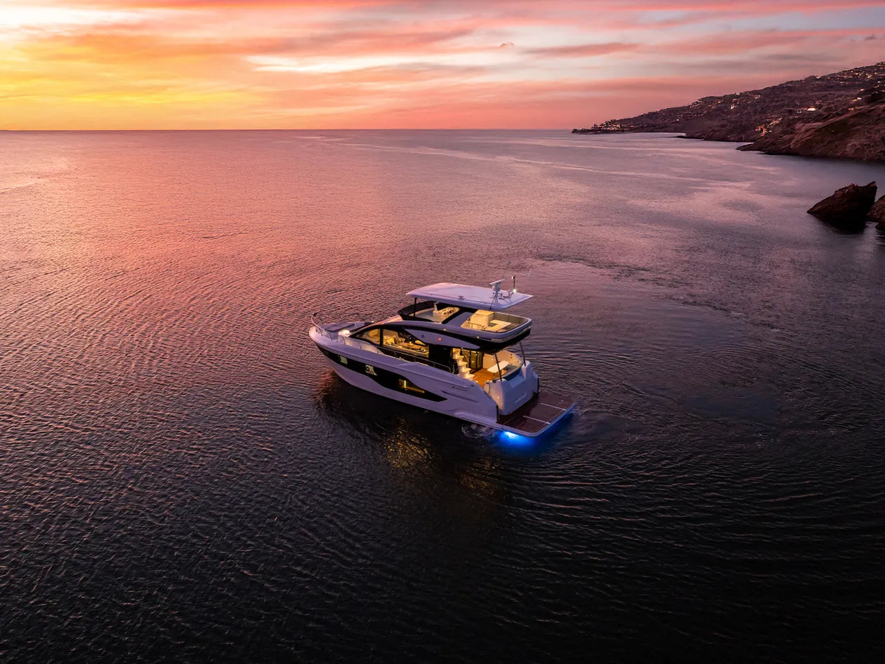 2026 Cruisers Yachts 50 FLY 50.0 feet, Clearwater, Florida #11