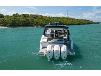 2027 Cruisers Yachts 38GLS-OB 38.0 feet, Clearwater, Florida #33