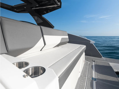 2027 Cruisers Yachts 38GLS-OB 38.0 feet, Clearwater, Florida #57