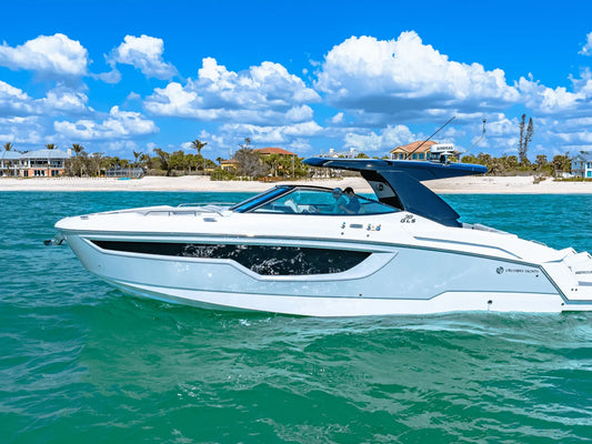 2025 Cruisers Yachts 38 GLS Outboard 38.0 feet, Clearwater, Florida #1