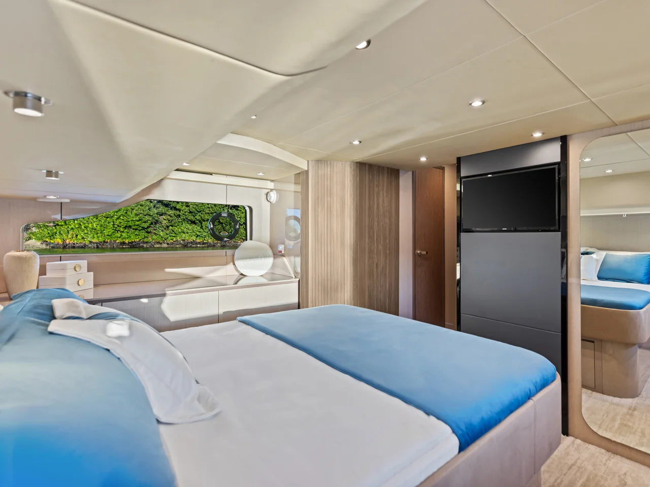 2027 Cruisers Yachts 50 FLY 50.0 feet, Clearwater, Florida #55