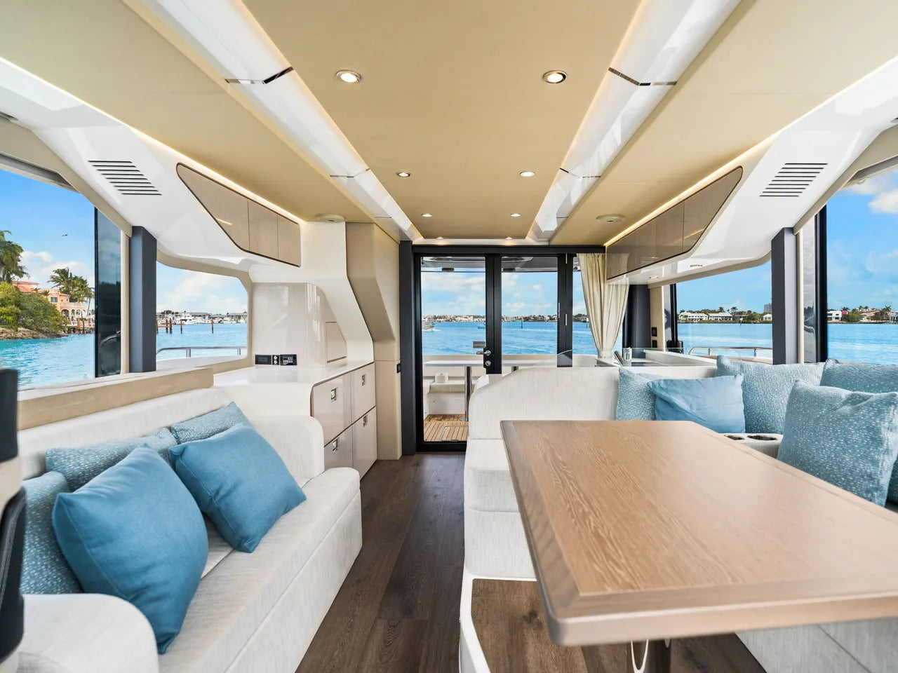 2026 Cruisers Yachts 57 FLY 57.0 feet, Clearwater, Florida #33