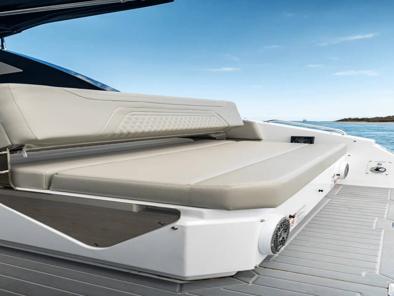 2026 Cruisers Yachts 34 GLS Outboard 34.0 feet, Clearwater, Florida #85