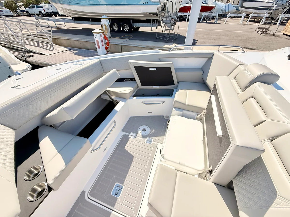 2026 Cruisers Yachts 34 GLS Outboard 34.0 feet, Clearwater, Florida #74
