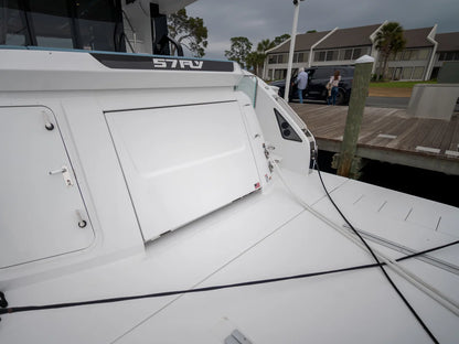 2026 Cruisers Yachts 57 FLY 57.0 feet, Clearwater, Florida #19