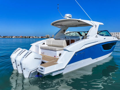 2026 Cruisers Yachts 38 GLS Outboard 38.0 feet, Clearwater, Florida #25