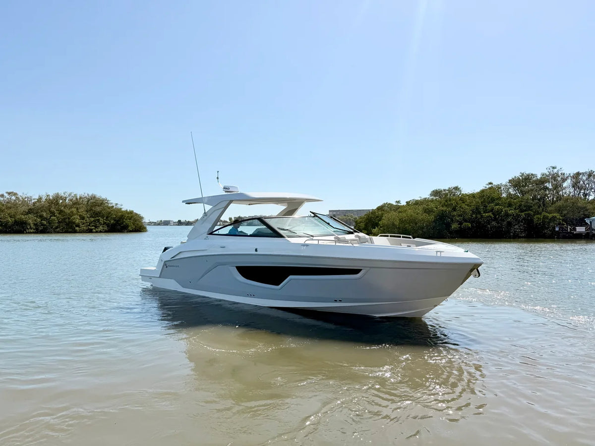 2026 Cruisers Yachts 34 GLS Outboard 34.0 feet, Clearwater, Florida #31