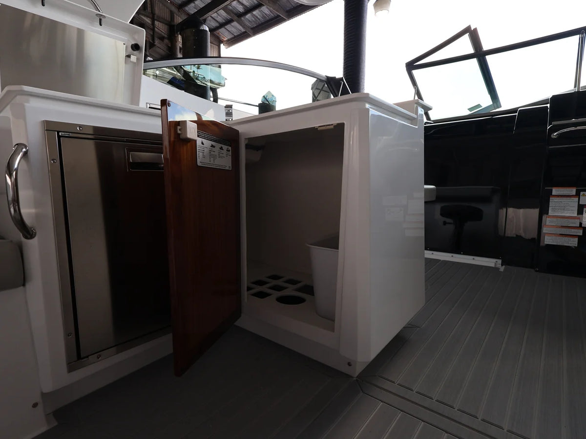 2026 Cruisers Yachts 38 GLS Outboard 38.0 feet, Clearwater, Florida #23