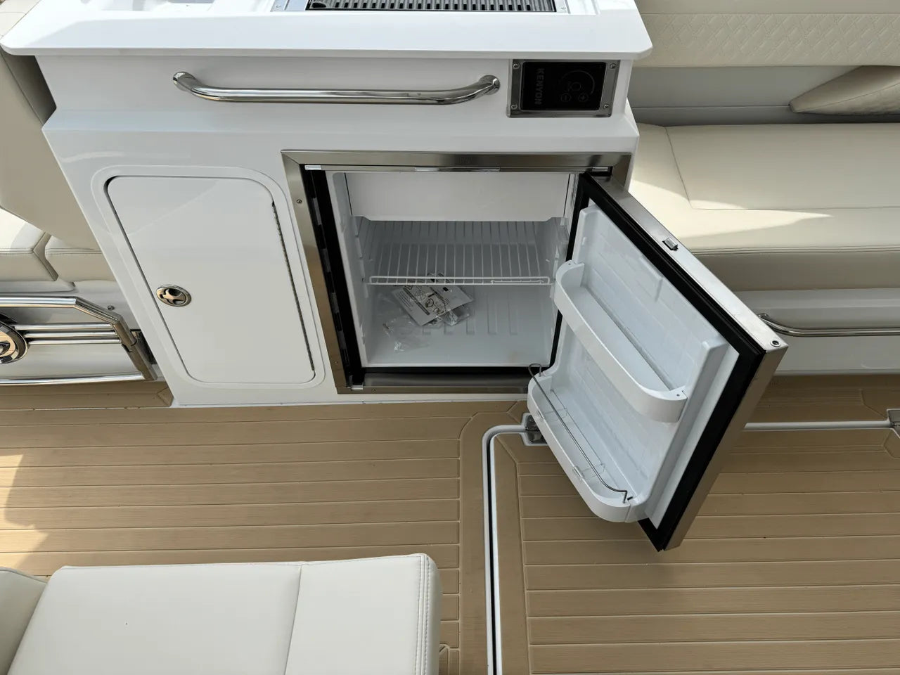 2026 Cruisers Yachts 34 GLS 34.0 feet, Clearwater, Florida #14