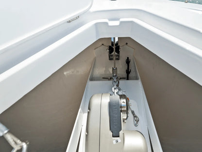 2027 Cruisers Yachts 34 GLS Outboard 34.0 feet, Clearwater, Florida #21