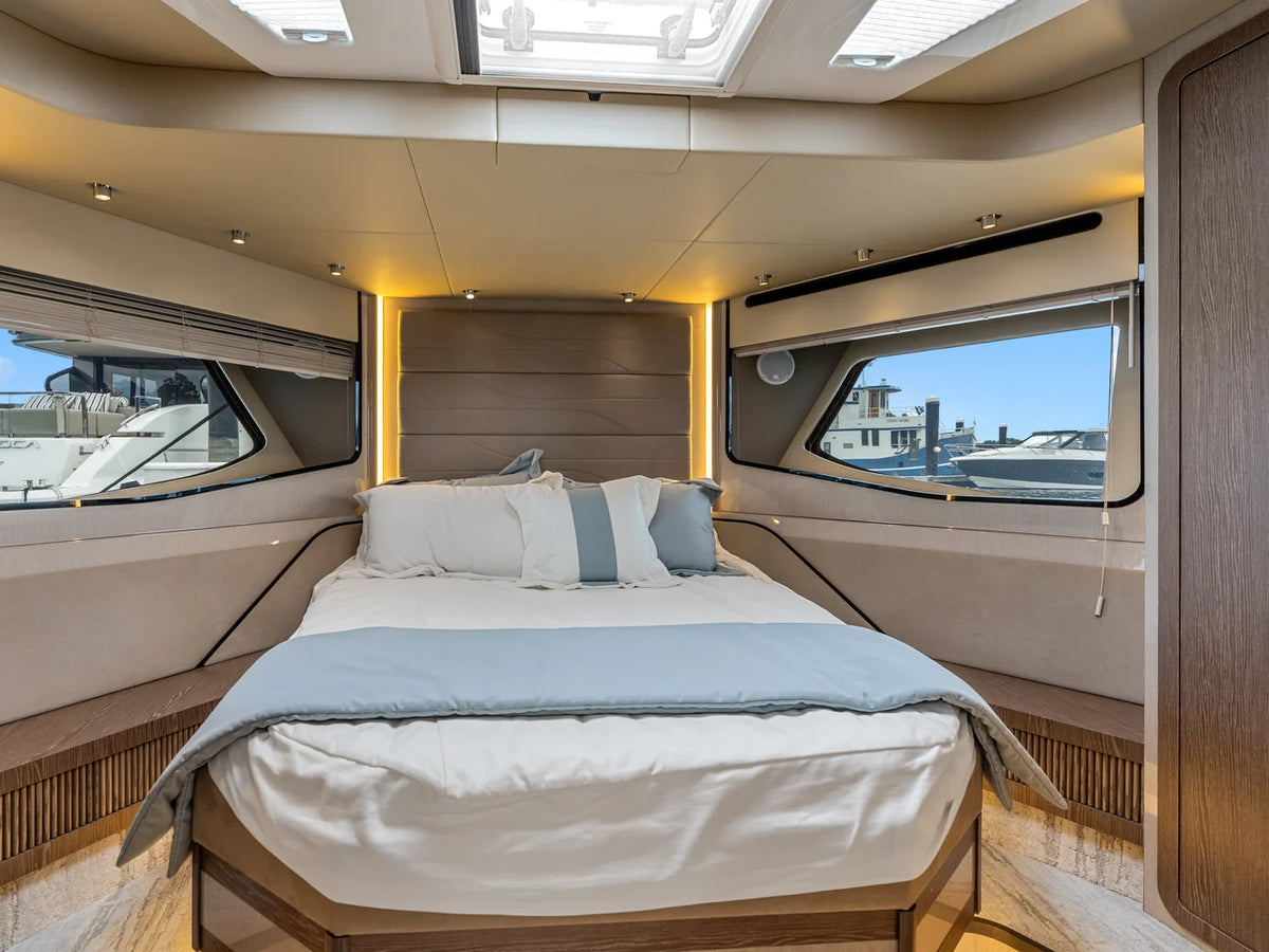 2026 Cruisers Yachts 57 FLY 57.0 feet, Clearwater, Florida #33