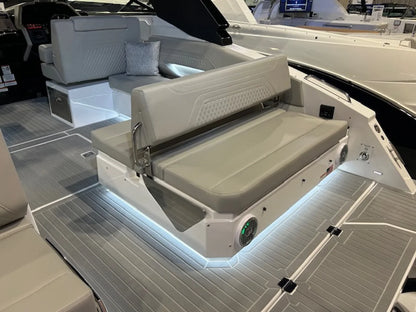 2026 Cruisers Yachts 34 GLS Outboard 34.0 feet, Clearwater, Florida #36