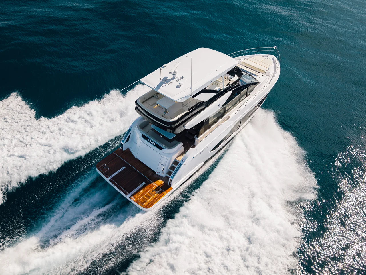 2026 Cruisers Yachts 57 FLY 57.0 feet, Clearwater, Florida #5