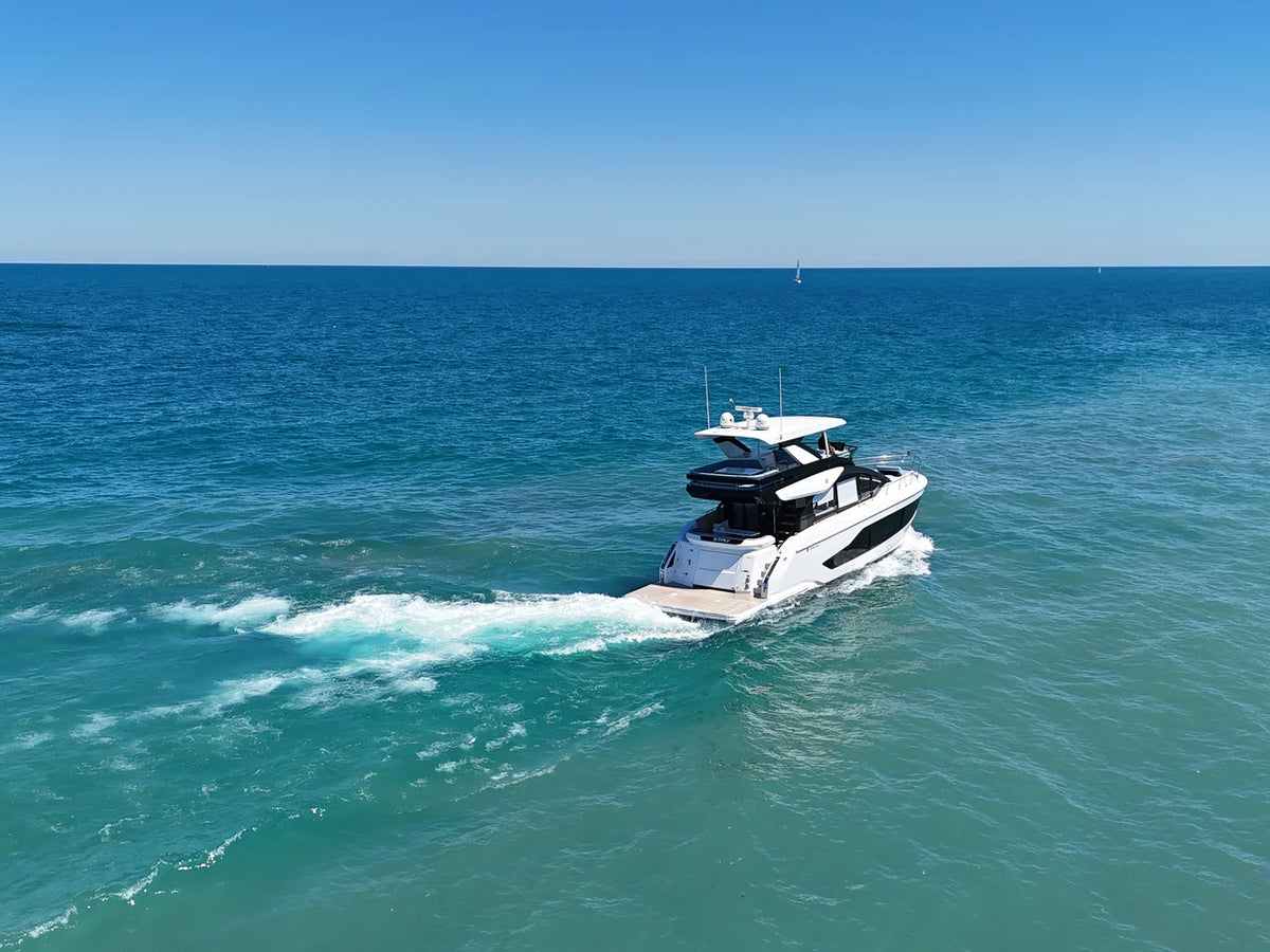 2026 Cruisers Yachts 57 FLY 57.0 feet, Clearwater, Florida #3