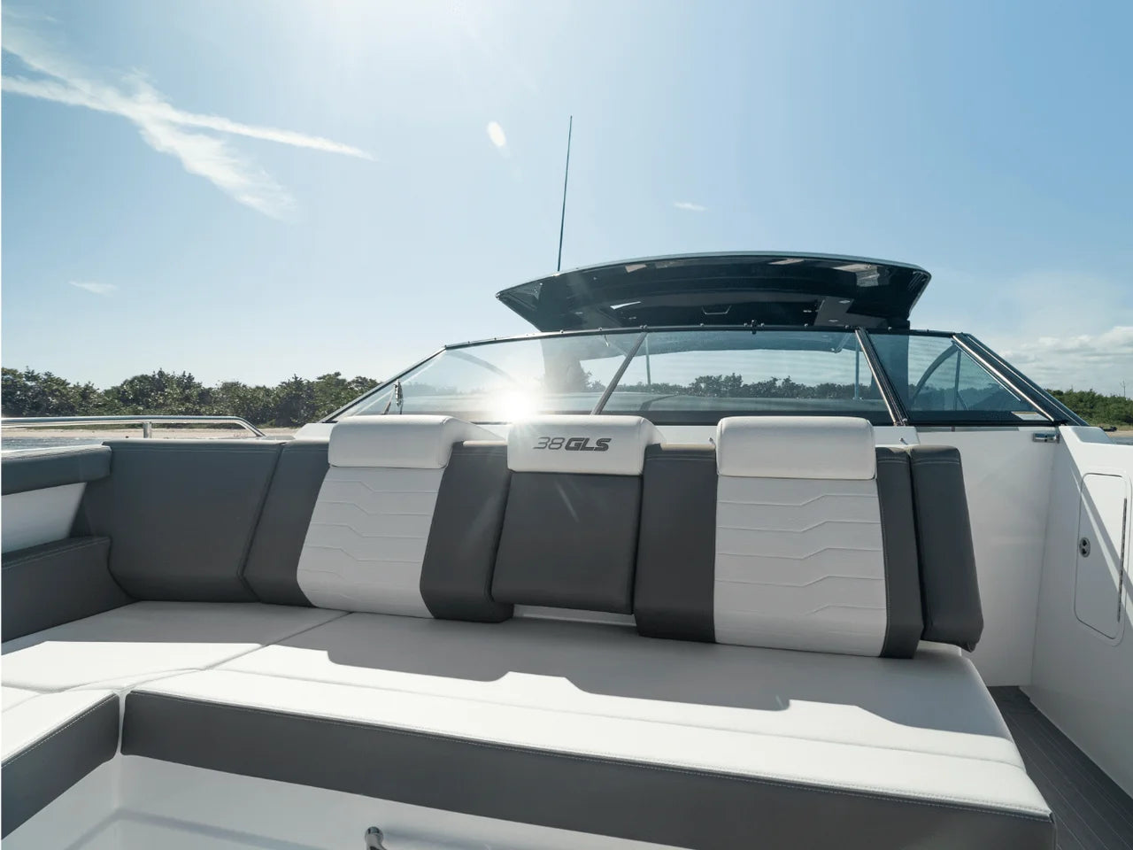 2027 Cruisers Yachts 38GLS-OB 38.0 feet, Clearwater, Florida #92