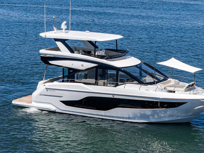 2027 Cruisers Yachts 50 FLY 50.0 feet, Clearwater, Florida #18