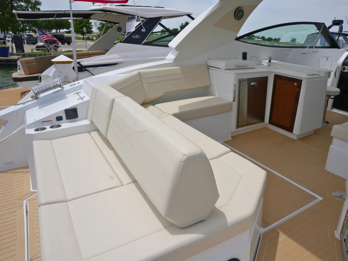 2026 Cruisers Yachts 38 GLS 38.0 feet, Clearwater, Florida #23