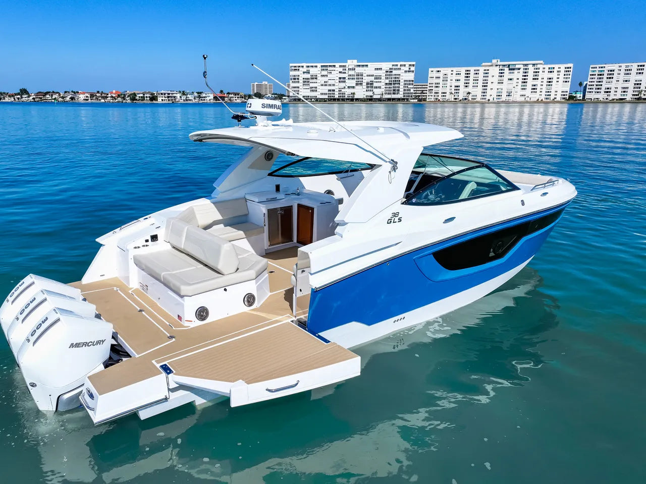 2026 Cruisers Yachts 38 GLS Outboard 38.0 feet, Clearwater, Florida #5