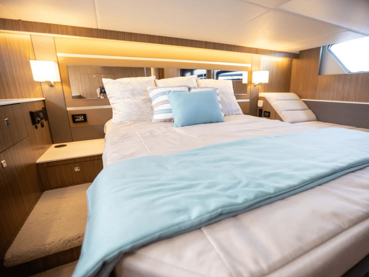 2025 Cruisers Yachts 46 Cantius 46.0 feet, Clearwater, Florida #88